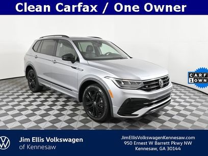 Certified 2022 Volkswagen Tiguan SE R-Line