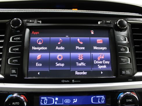 Used 2015 Toyota Highlander Limited image 17