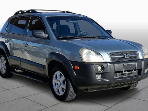Used 2005 Hyundai Tucson GLS image 2