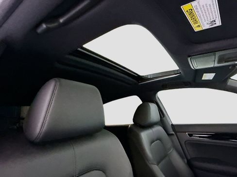 Certified 2025 Honda Civic Sport Touring image 18