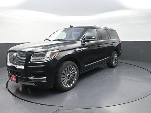 Used 2020 Lincoln Navigator Reserve w/ Luxury Package AWD/4WD image 3