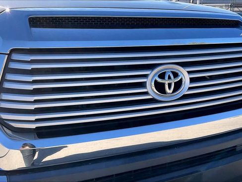 Used 2017 Toyota Tundra Limited image 29