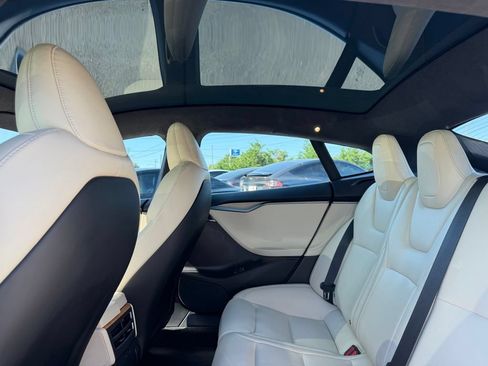 Used 2021 Tesla Model S Long Range Plus AWD/4WD image 22