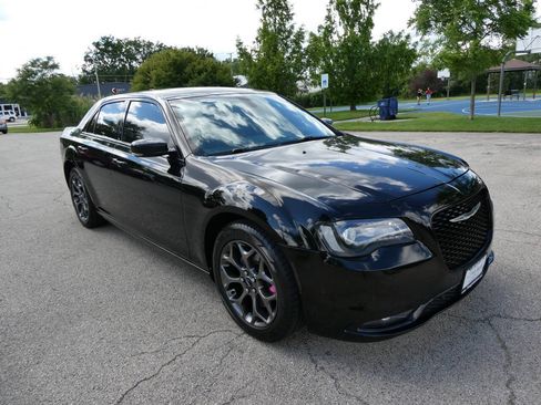 Used 2015 Chrysler 300 S w/ 300S Premium Group AWD/4WD image 3