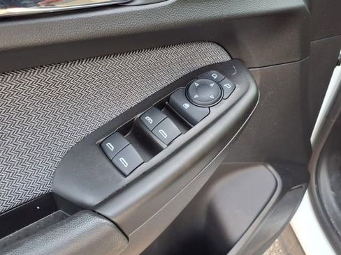 Used 2023 Chevrolet TrailBlazer LS image 17