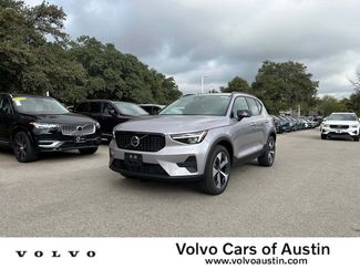 New 2026 Volvo XC40 B5 Core video 1