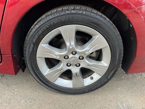 Used 2013 Toyota Sienna SE image 9