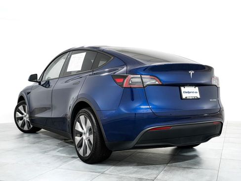Used 2023 Tesla Model Y Long Range AWD/4WD image 5