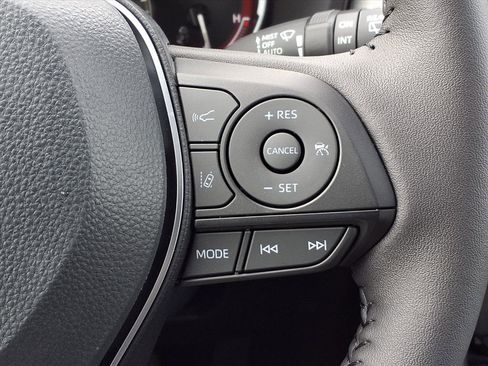 Used 2025 Toyota RAV4 XLE Premium image 16