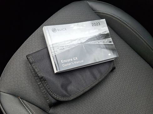 Used 2023 Buick Encore GX Select w/ Sport Touring Package image 25