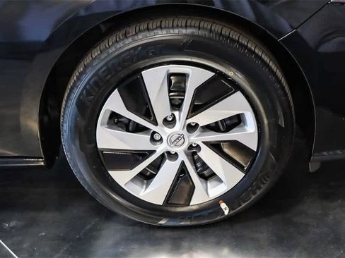 New 2025 Nissan Altima 2.5 S image 14