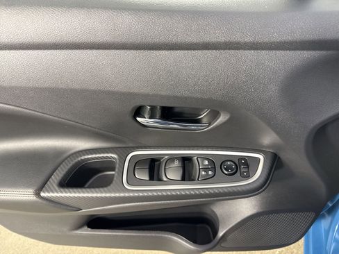 Certified 2025 Nissan Versa SR w/ Trunk Package image 22