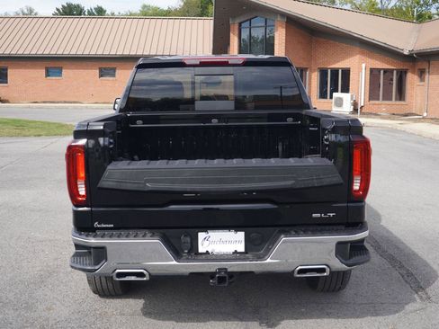 New 2026 GMC Sierra 1500 SLT w/ SLT Premium Package image 5