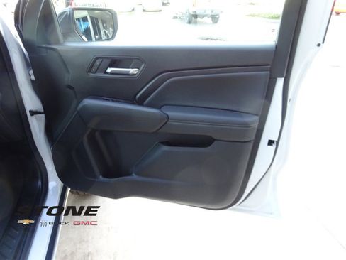 New 2026 GMC Canyon Elevation w/ Convenience Package image 29