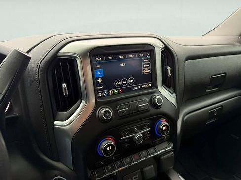 Used 2019 Chevrolet Silverado 1500 LT Trail Boss image 26