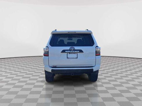 Used 2019 Toyota 4Runner TRD Off-Road image 7