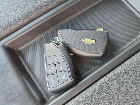 Used 2022 Chevrolet Silverado 1500 Custom AWD/4WD image 33