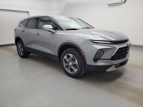 Used 2024 Chevrolet Blazer LT FWD image 11