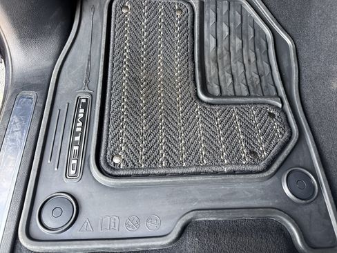 Used 2019 RAM 1500 Limited AWD/4WD image 17