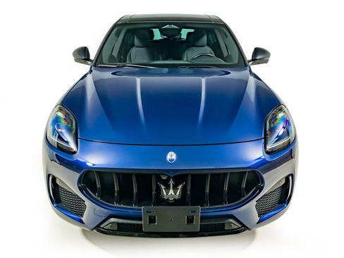 Used 2025 Maserati Grecale Modena image 10