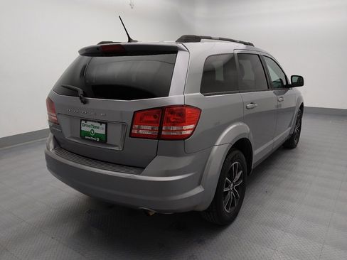 Used 2018 Dodge Journey SE w/ Popular Equipment Group image 9