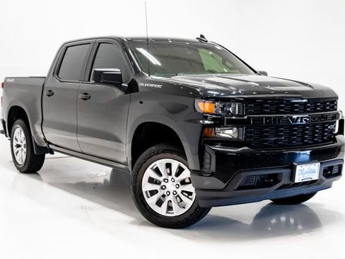 Used 2021 Chevrolet Silverado 1500 Custom AWD/4WD image 4
