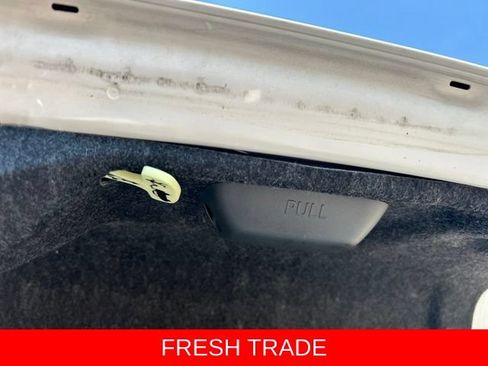 Used 2023 Dodge Charger SXT RWD image 12