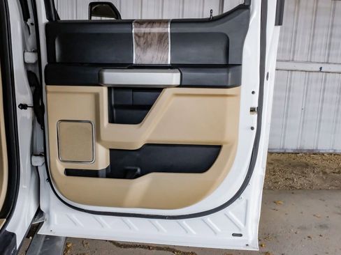 Used 2017 Ford F350 Lariat w/ Lariat Value Package image 47