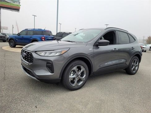 New 2025 Ford Escape ST-Line w/ Equipment Group 301A image 3