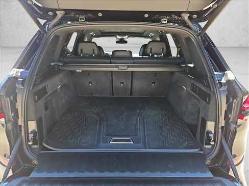 Used 2025 BMW X5 M60i w/ Executive Package image 6