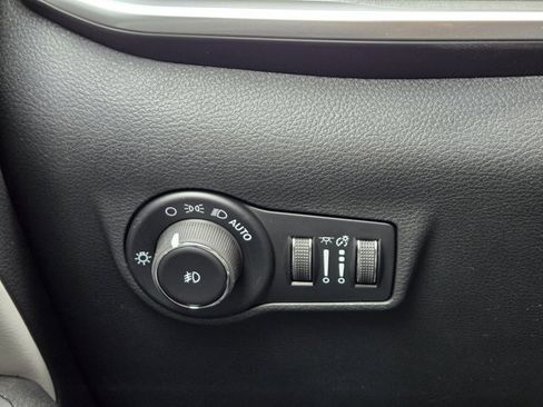 New 2026 Jeep Compass Limited AWD/4WD image 44