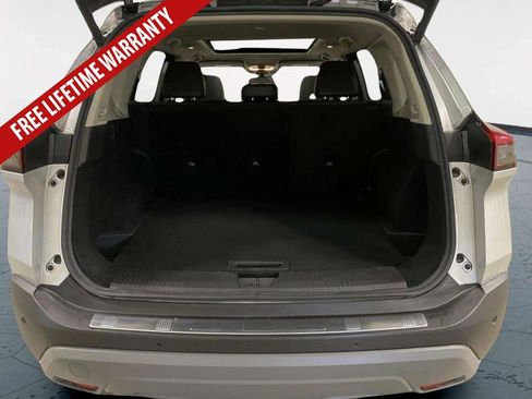 Used 2022 Nissan Rogue SV w/ SV Premium Package AWD/4WD image 33