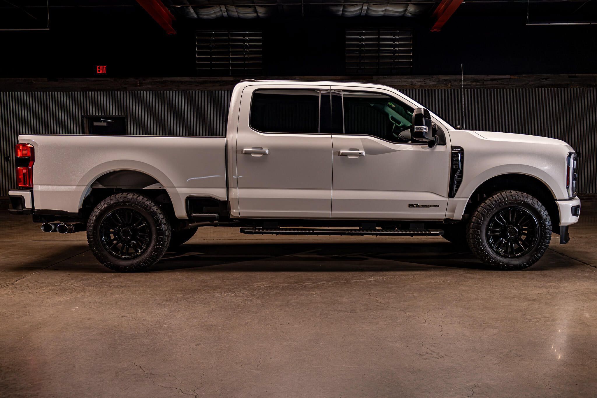 Used 2024 Ford F250 Lariat w/ Lariat Ultimate Package AWD/4WD image 10