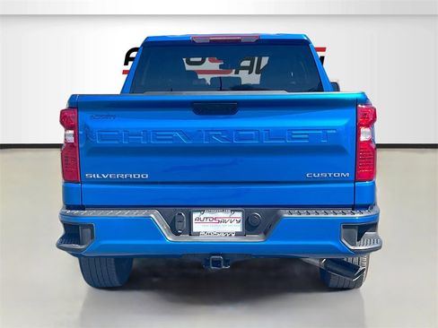 Used 2024 Chevrolet Silverado 1500 Custom image 6
