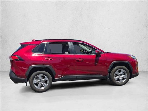 Used 2025 Toyota RAV4 XLE w/ Convenience Package AWD/4WD image 5