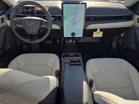 New 2025 Ford Mustang Mach-E Premium image 32