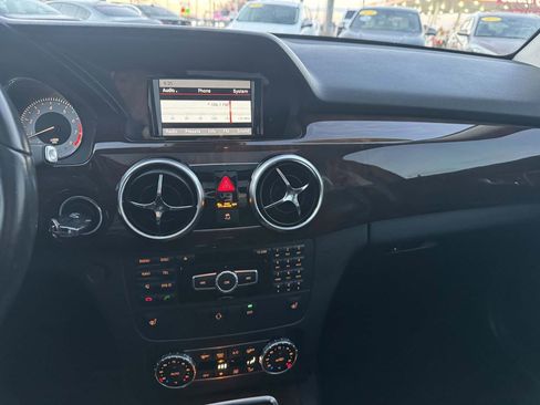 Used 2014 Mercedes-Benz GLK 350 4MATIC image 15