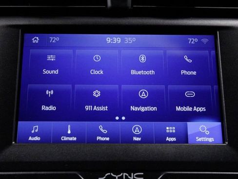 Used 2020 Ford Fusion SE image 30