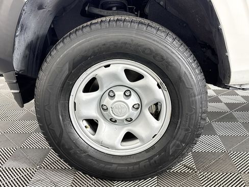 Used 2021 Toyota Tacoma SR image 34