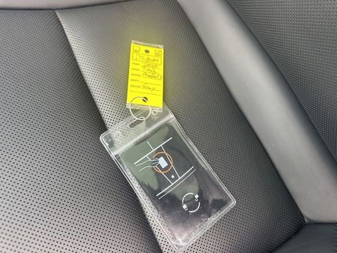 Used 2025 Tesla Model 3 Long Range image 36