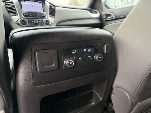 Used 2018 Chevrolet Tahoe LT image 27