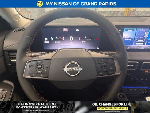 New 2026 Nissan Sentra SR w/ SR Premium Package FWD image 18