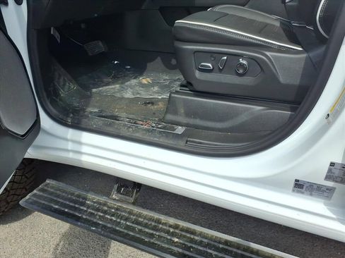 New 2026 GMC Sierra 2500 AT4X image 13