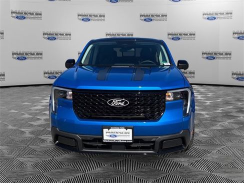 New 2025 Ford Maverick Lariat w/ Black Appearance Package image 8