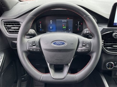 Used 2025 Ford Escape ST-Line image 12