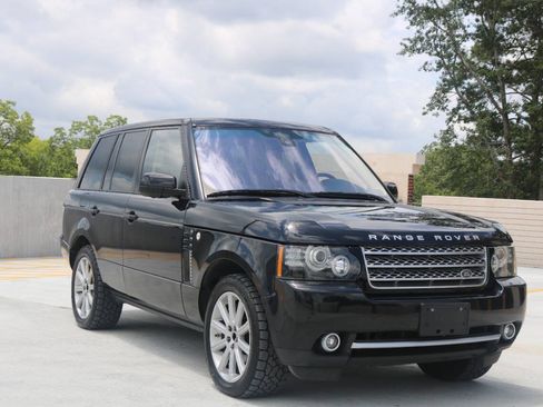 Used 2012 Land Rover Range Rover Supercharged AWD/4WD image 2