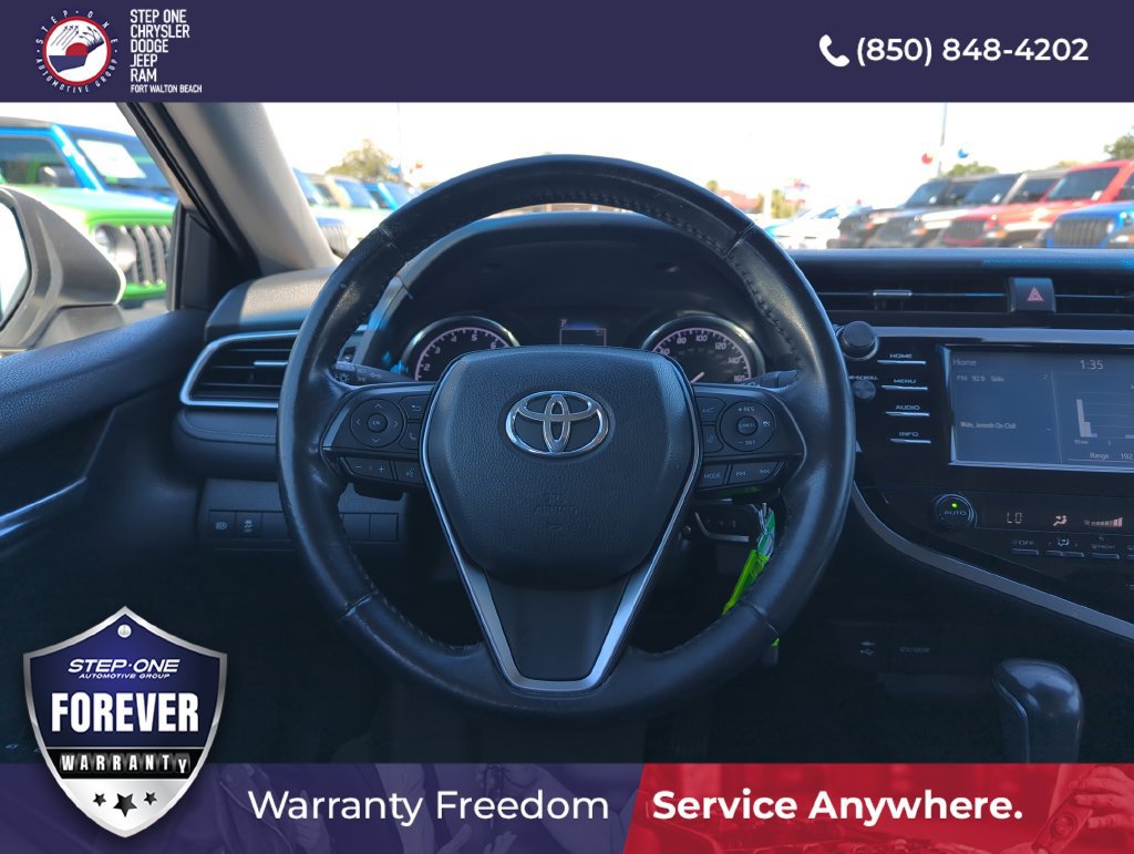Used 2018 Toyota Camry SE FWD image 16