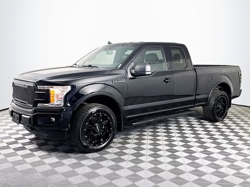 Used 2019 Ford F150 XLT w/ Equipment Group 301A Mid image 4