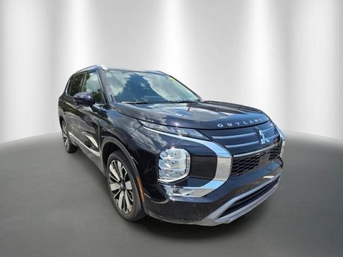 Used 2025 Mitsubishi Outlander SEL FWD image 5