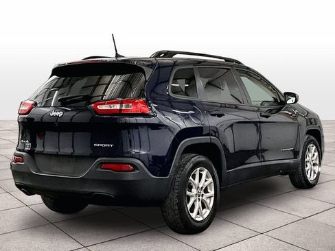 Used 2016 Jeep Cherokee Sport AWD/4WD image 11